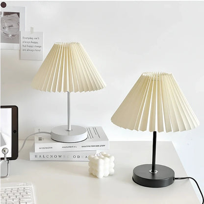 Pleated Fabric Shade Table Lamp 12