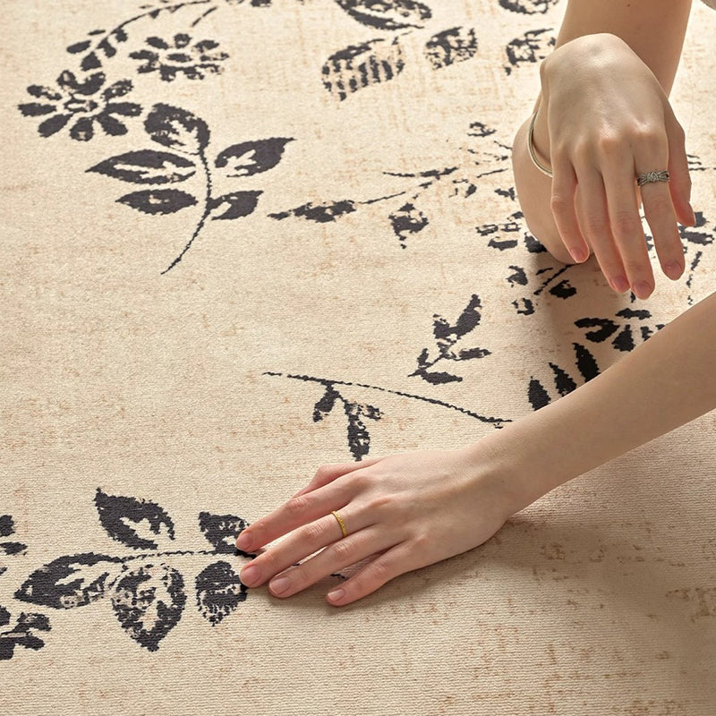 Round Medallion Loop-Pile Rug 13