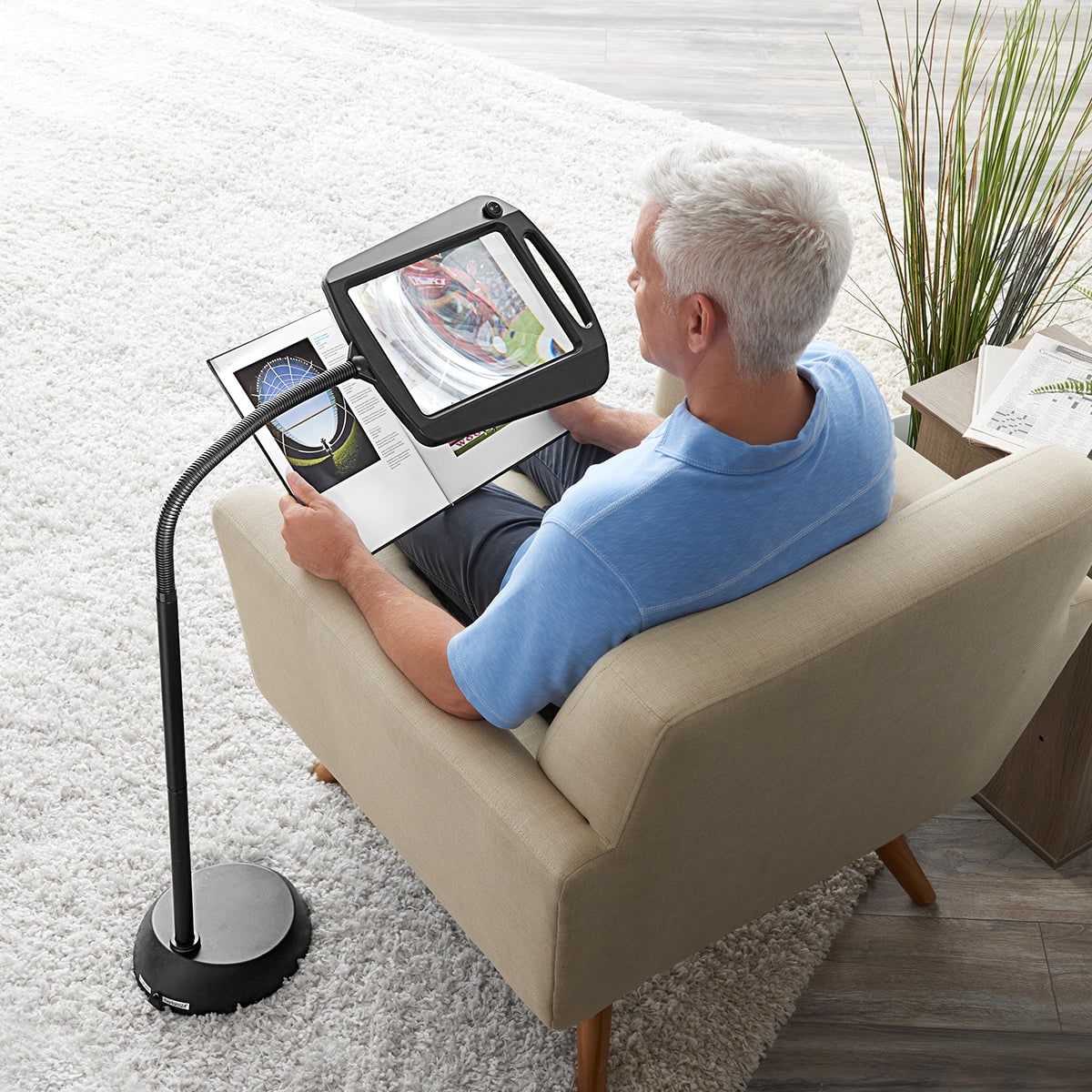 Modern Floor Lamp for Living Room, LED Standing Lamp with Lighted Magnifying Glass, Gooseneck Reading Lamp for Bedroom