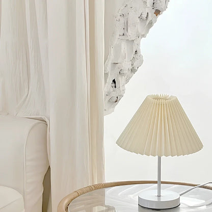 Pleated Fabric Shade Table Lamp 8